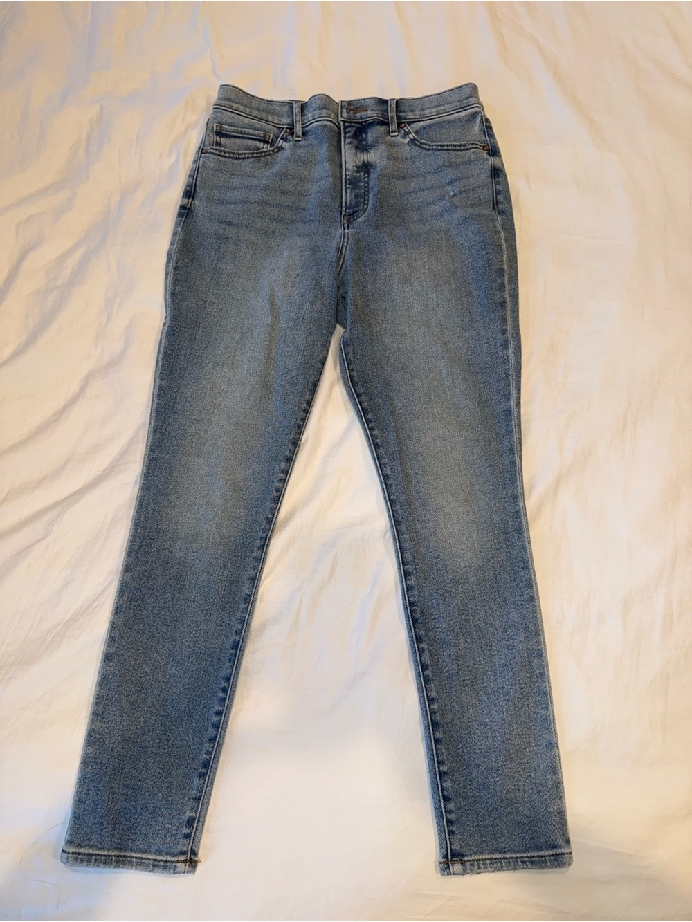 Express Women's High Rise Hyper Stretch Skinny Jeans, size 10R